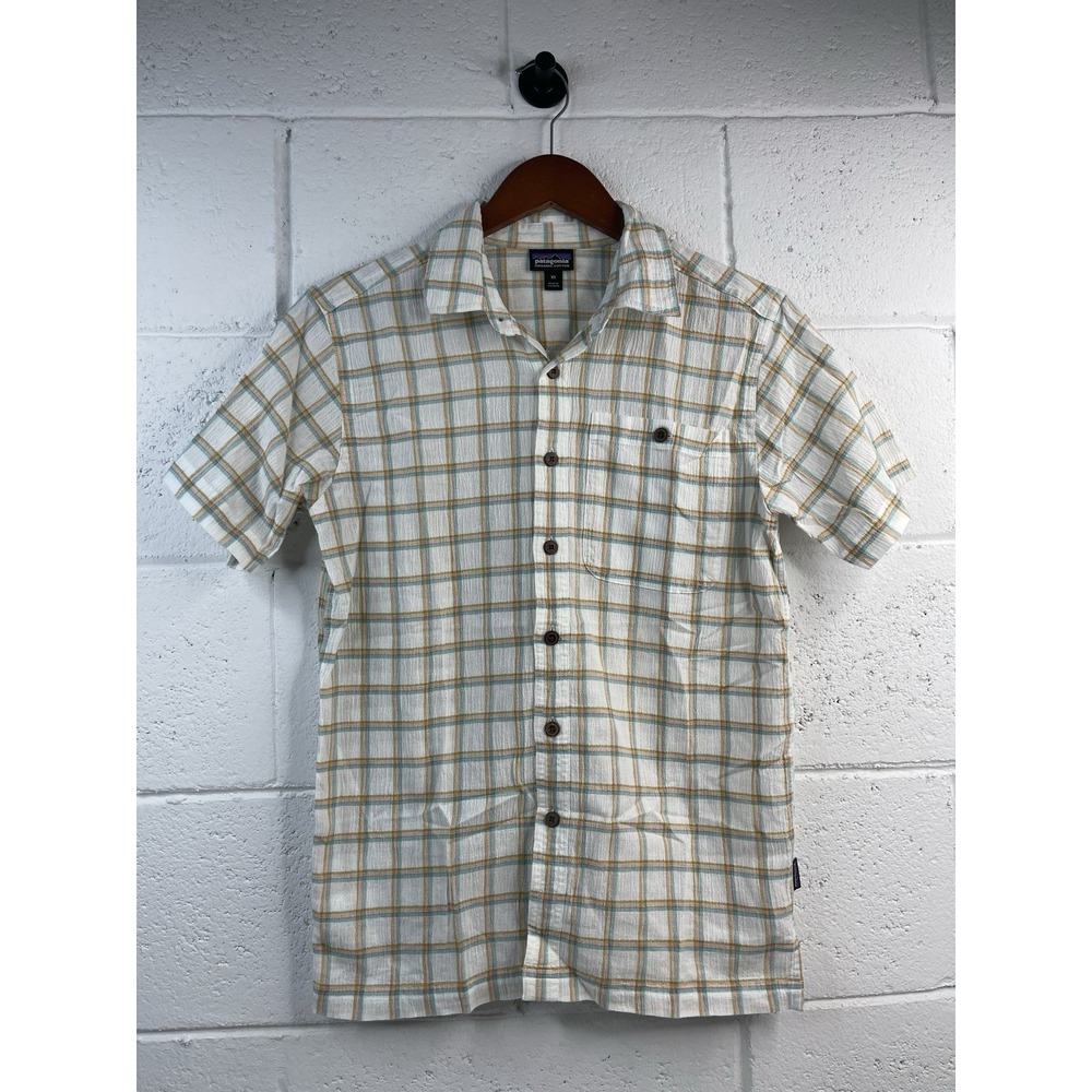 Patagonia Men's organic cotton Short Sleeved Plaid Shirt Size XS‎